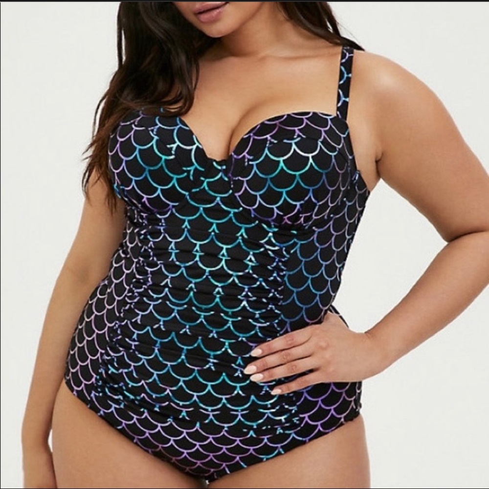 Torrid iridescent mermaid metallic swimsuit 1 slim fix one piece swimsuit NWOT